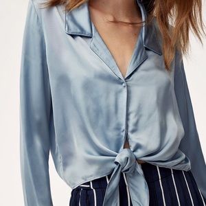 Aritzia Wilfred Tie Front Blouse